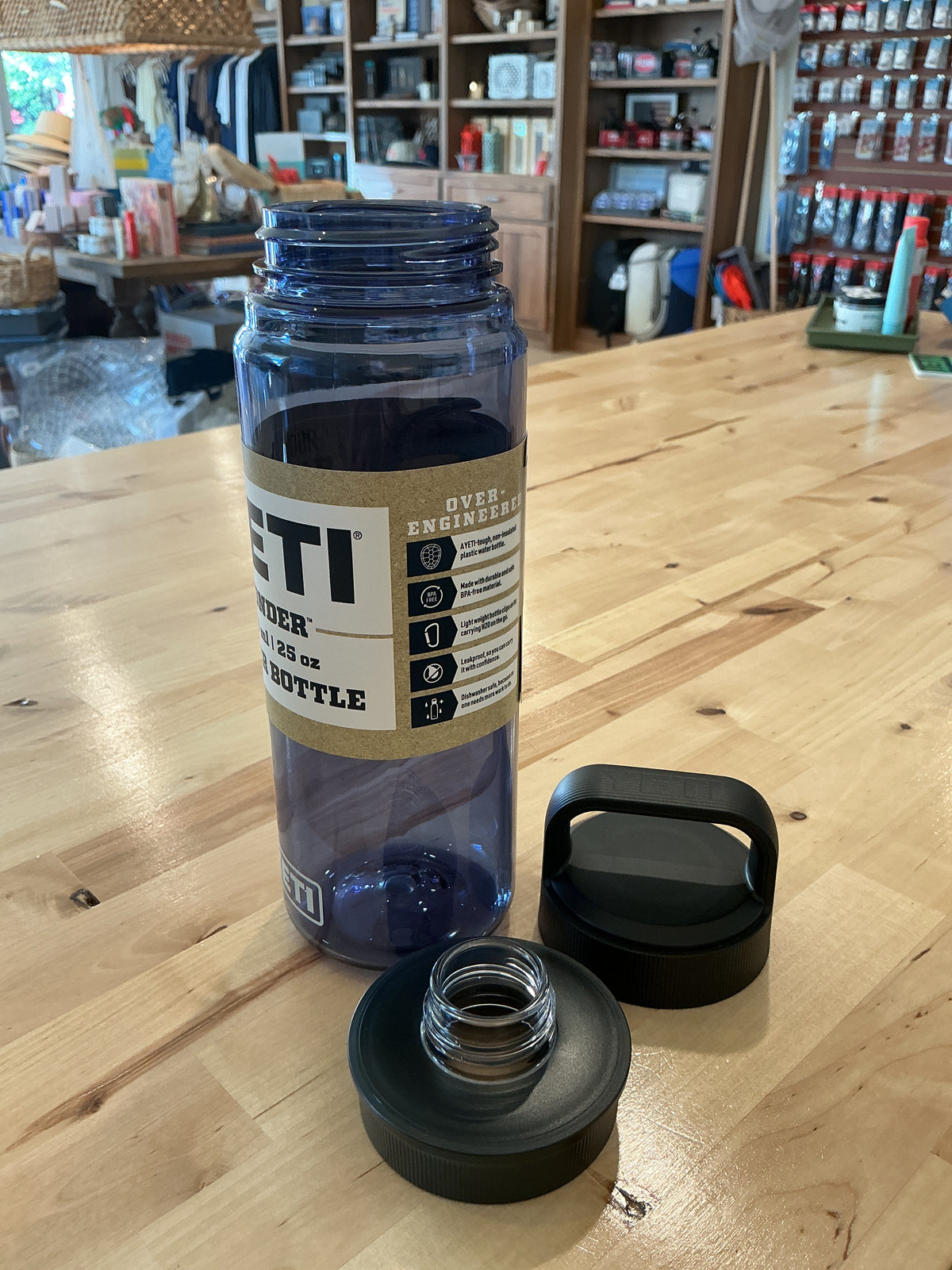 Yeti YONDER® 750 ML / 25 OZ WATER BOTTLE